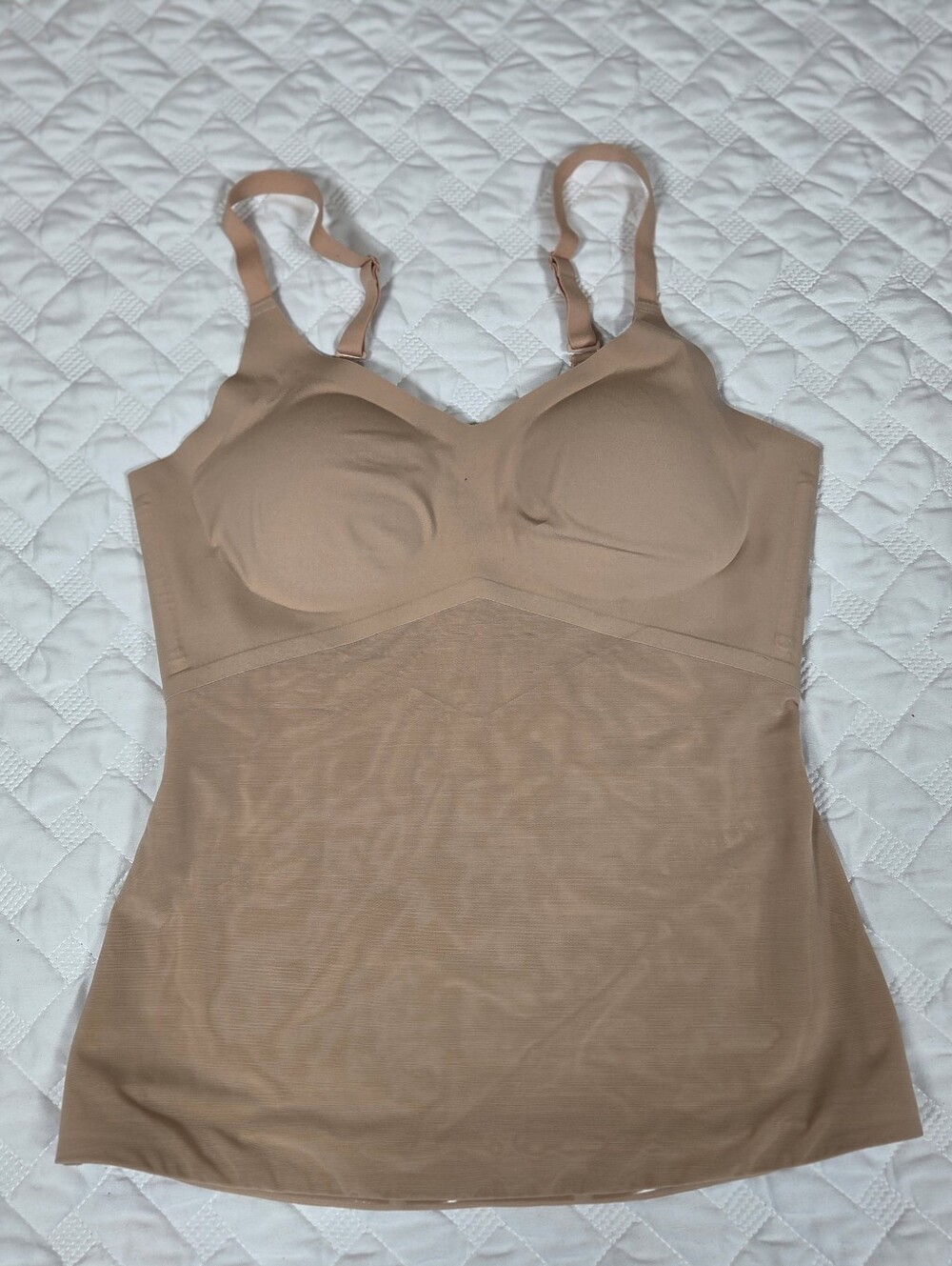 Honeylove LiftWear Cami Wireless Shapewear V-Neck Adjustable Sand Medium